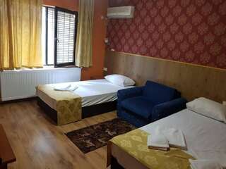 Отель Hotel Rai Стара-Загора Двухместный номер с 2 отдельными кроватями-2