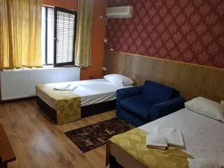 Отель Hotel Rai Стара-Загора Двухместный номер с 2 отдельными кроватями-10